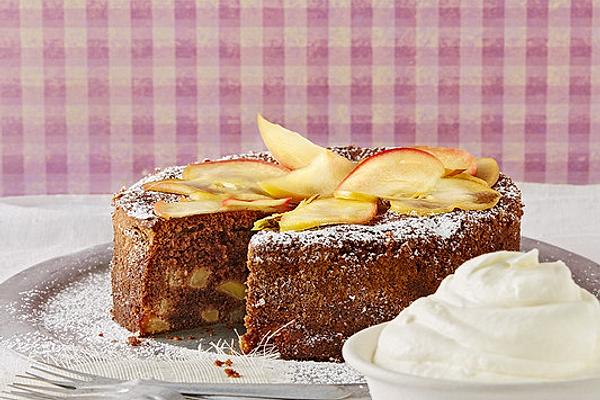 Old Bavarian Apple Pie