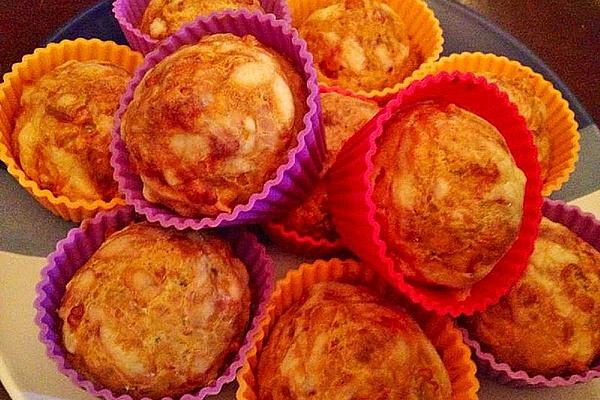 Onion Muffins with Raw Ham