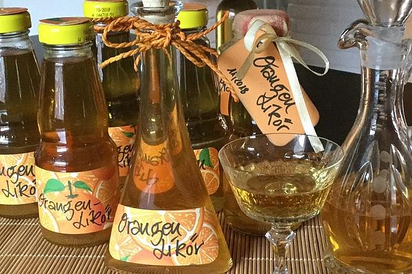 Orange Liqueur with Star Anise and Cloves