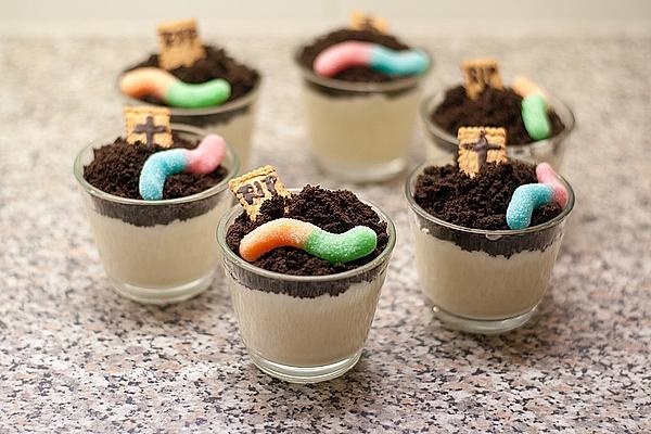 Oreo Potting Soil with Custard