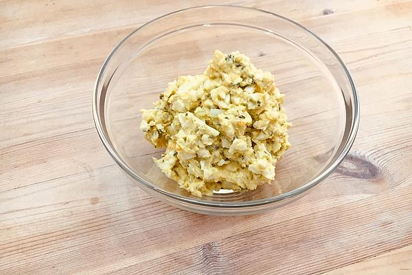 Paleo Egg Salad with Avocado