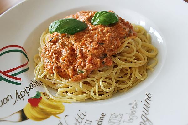 Pasta in Light, Creamy Tuna-tomato-cheese Sauce