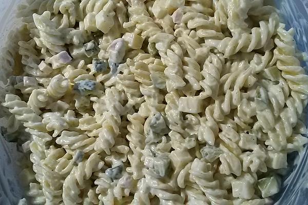 Pasta Salad with Yogurt Sauce