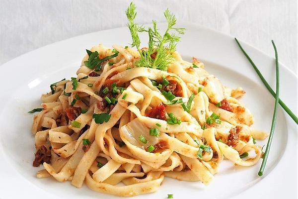 Pasta with Fennel and Dried Tomatoes
