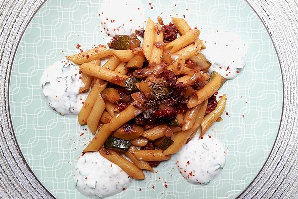 Pasta with Zucchini and Yogurt Sauce