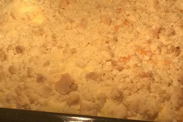 Peach Crumble Cake from Tray