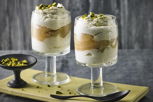 Pears with Mascarpone Cream