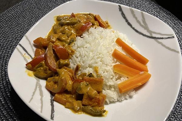 Pepper and Mushroom Cream Vegetables with Basmati Rice