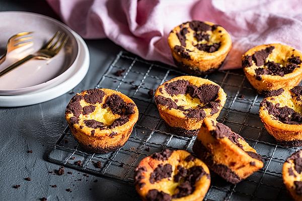 Plucked Cake Muffins