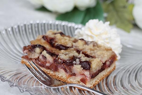 Plum Yeast Cake with Sprinkles