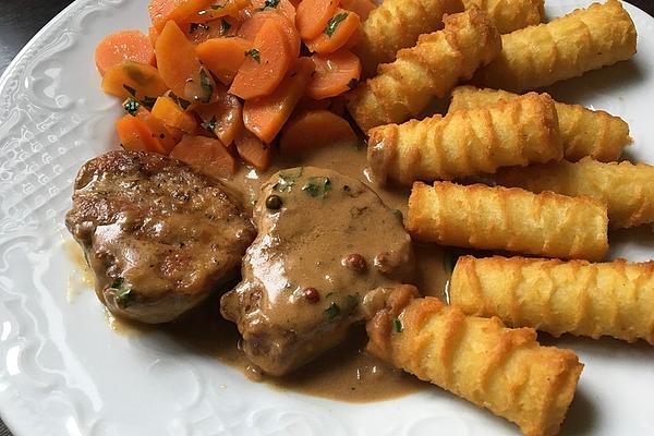 Pork Medallions in Creamy Pepper Sauce
