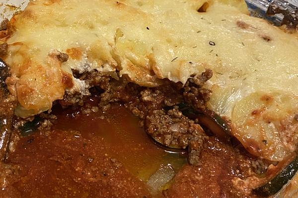 Potato Gratin with Zucchini and Minced Meat