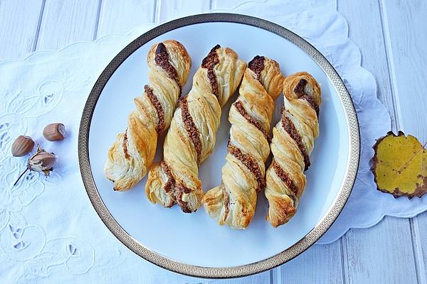 Puff Pastry – Nut Sticks