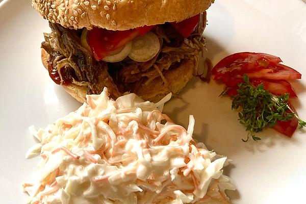 Pulled Pork Burger À La SuperBasti