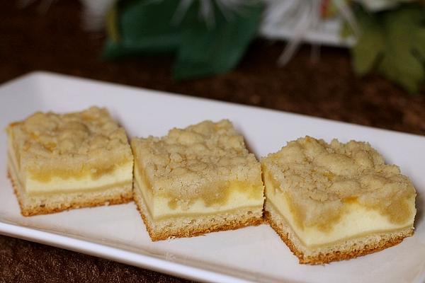 Quark Crumble Cake
