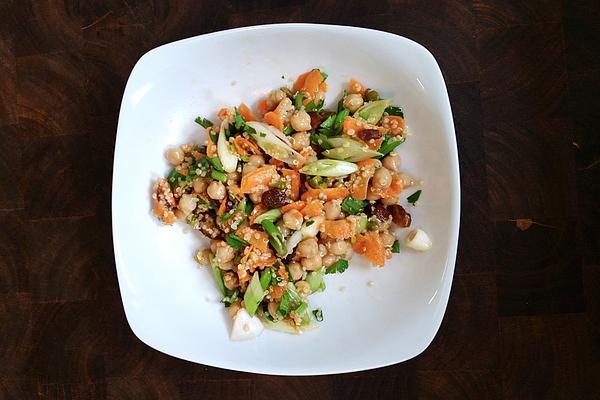 Quinoa and Chickpea Superfood Salad