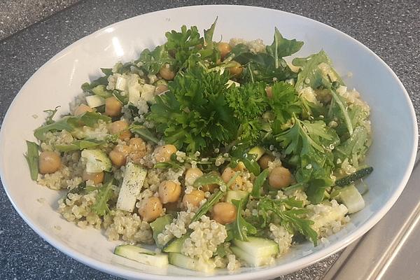 Quinoa Salad with Avocado Yogurt Dressing, Rocket and Chickpeas