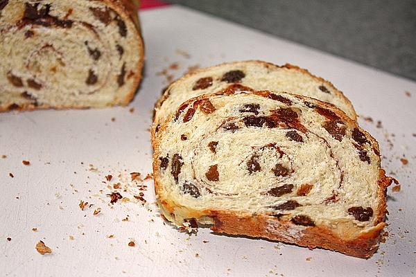 Raisin Bread with Cinnamon Strudel
