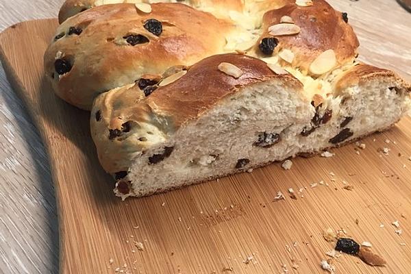 Raisins – Yeast Plait