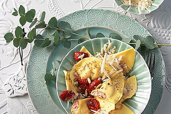 Ravioli Filled with Ricotta and Fresh Goat Cheese