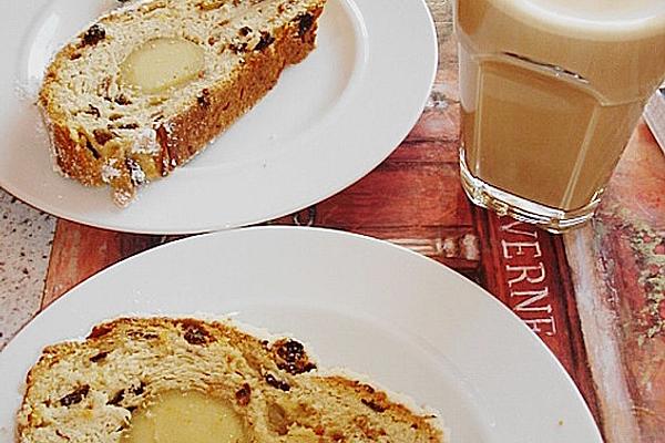 Rhenish Christmas Stollen