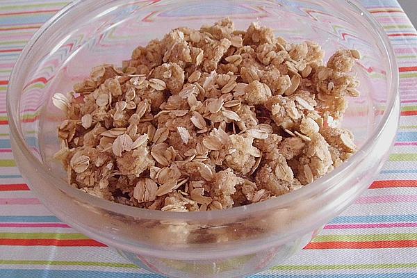 Rhubarb Crumble with Oatmeal