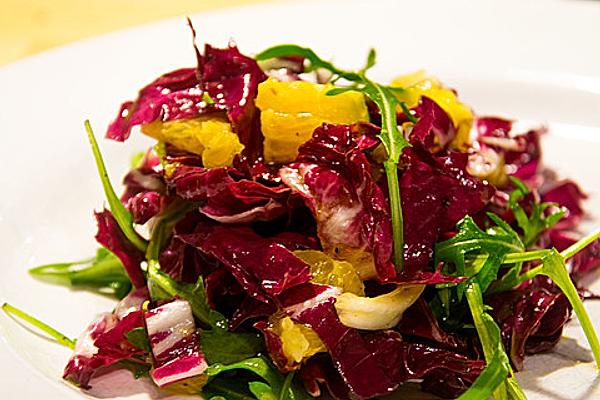 Rocket and Radicchio Salad with Orange