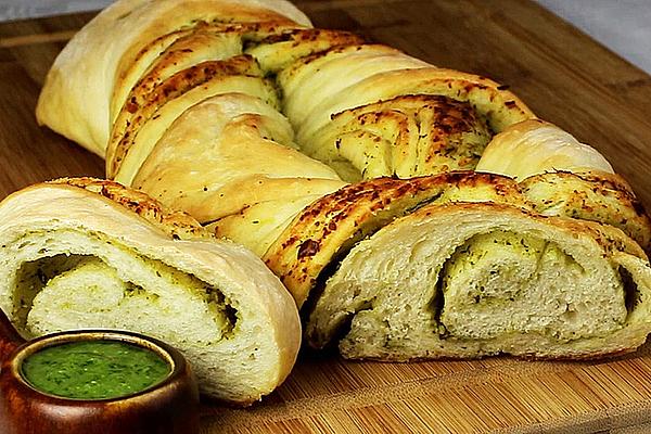 Rolled Pesto Bread