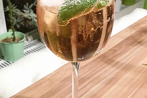 Rosato Mio – Prosecco, Ramazotti and Basil