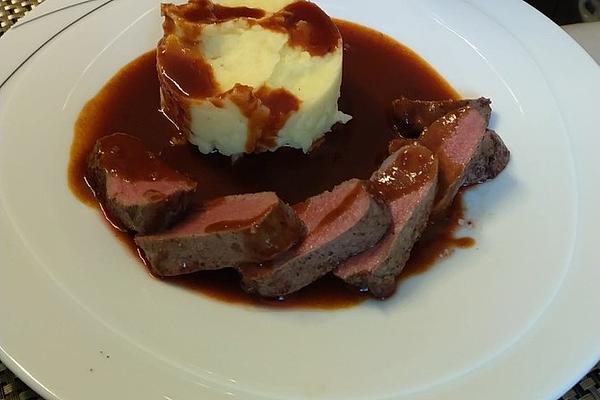 Saddle Of Venison on Cassis – Pepper Sauce