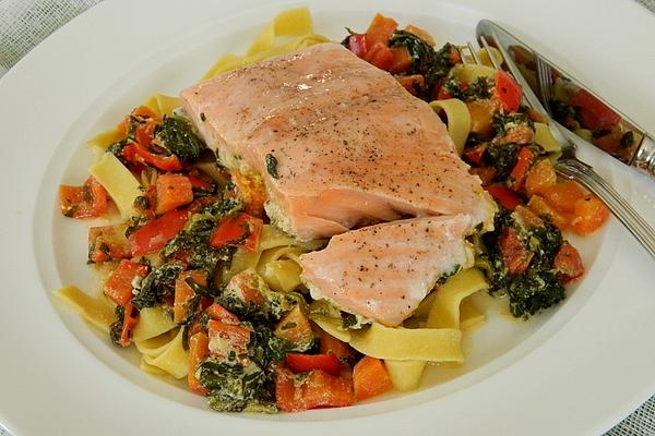 Salmon Fillet in Bed Of Vegetables
