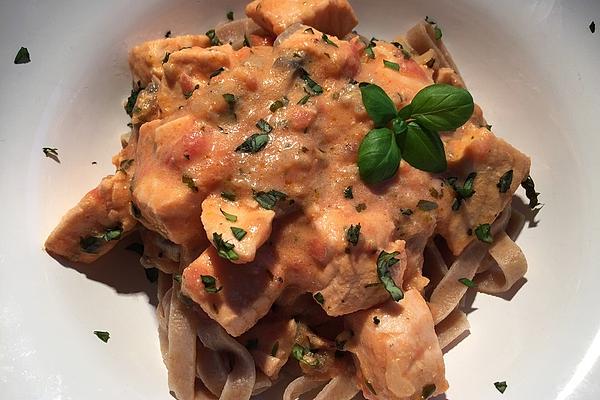 Salmon in Tomato – Cream Sauce with Pasta