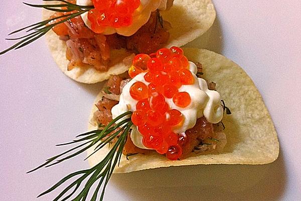 Salmon Tartare on Potato Chips