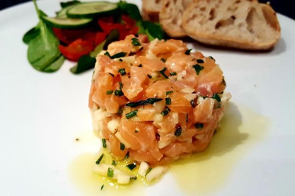 Salmon Tartare with Green Apple