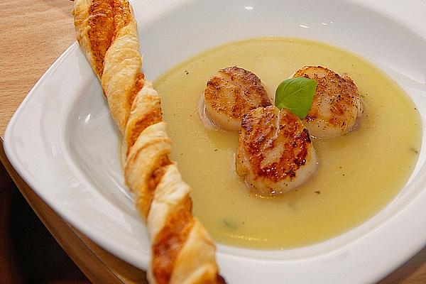 Scallops in Fine Garlic Cream