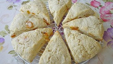 Cream Scones