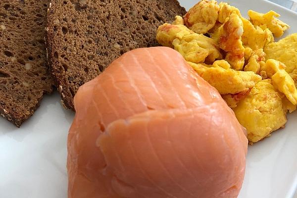 Scrambled Eggs Wrapped in Salmon