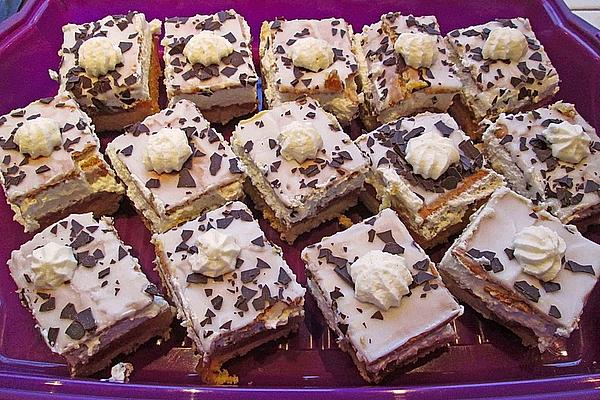 Shortbread Cake with Gooseberries