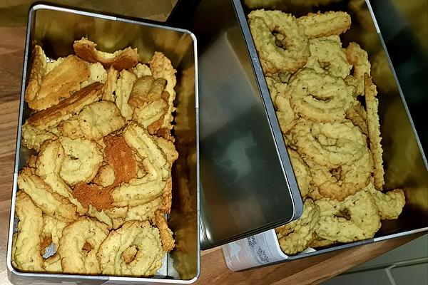 Shortbread Cookies with Hazelnuts