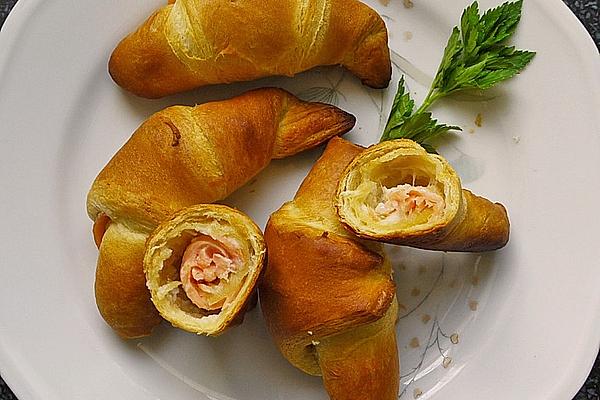 Smoked Salmon – Croissants