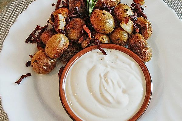 Sour Cream with Worcestershire Sauce
