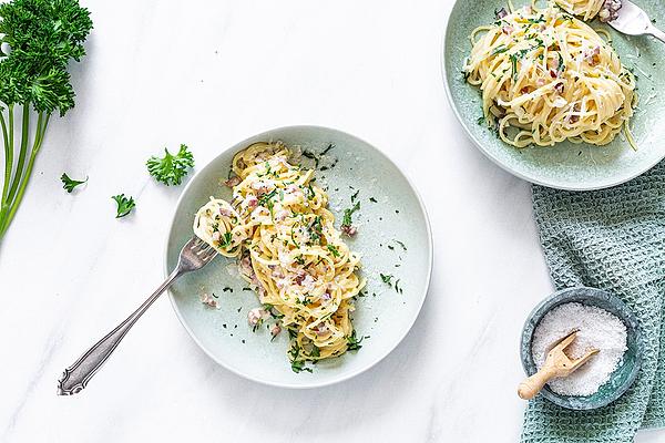 Spaghetti in Ham and Cream Sauce