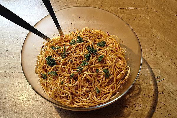 Spaghetti Salad with Garlic and Sundried Tomatoes
