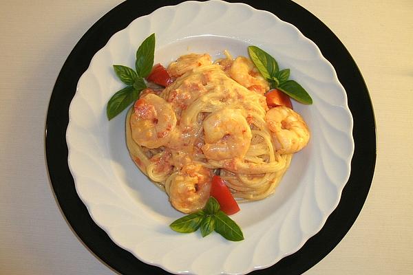 Spaghetti with Scampi in Paprika – Chili Sauce