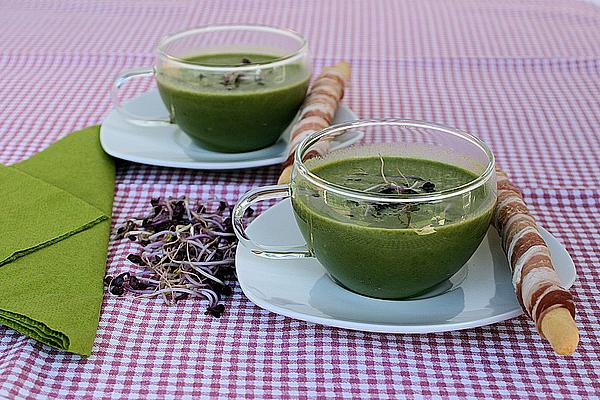 Spinach Soup with Horseradish