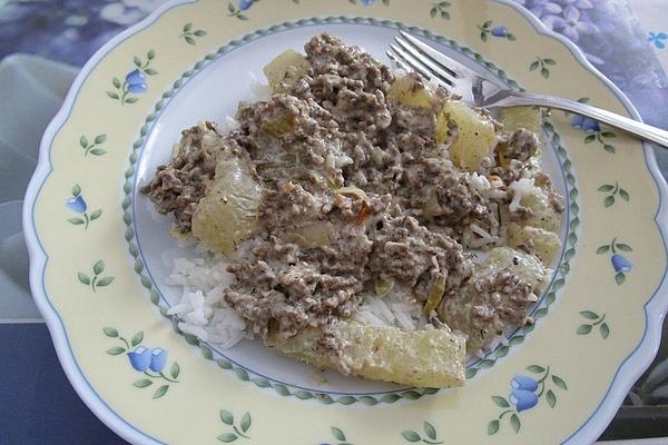 Stewed Cucumber Pan with Minced Meat