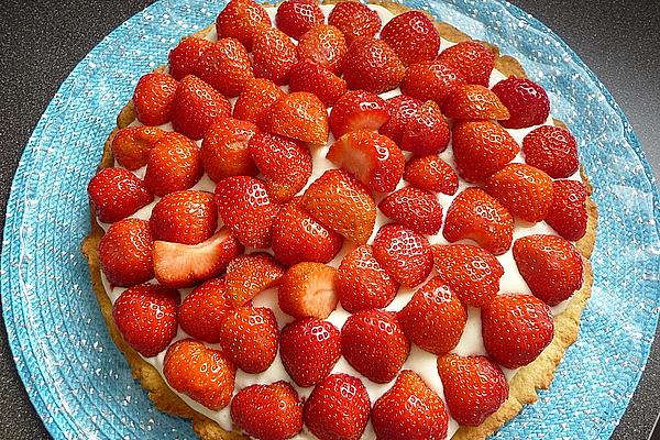 Strawberry Tart with Orange Cream