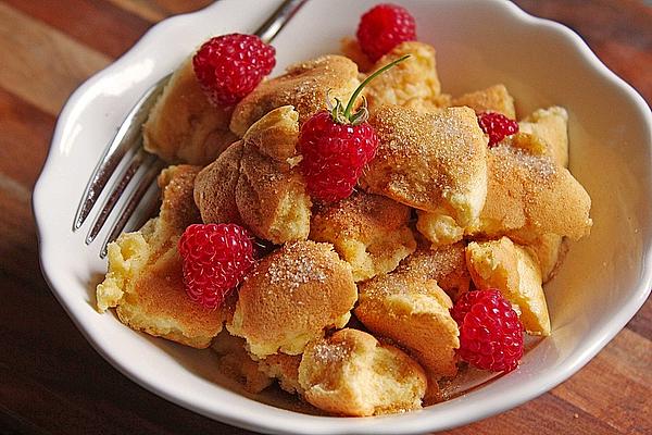 Sugared Pancake with Raisins