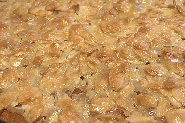 Super Juicy Butter Cake Without Yeast