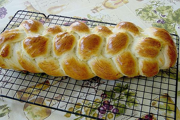 Swabian Yeast Plait